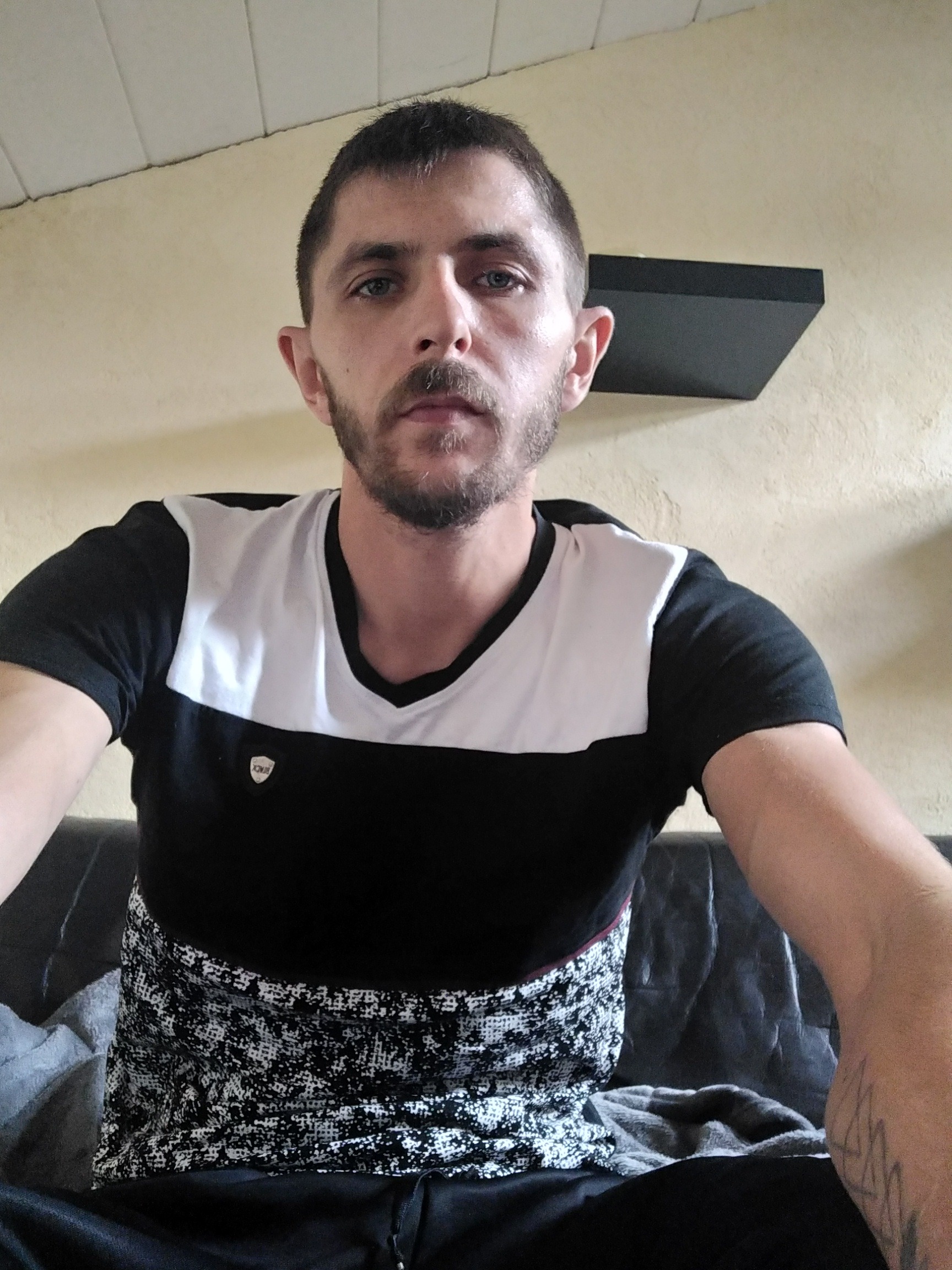 Harisson - Malves-en-Minervois - Aude | Rencontre gay