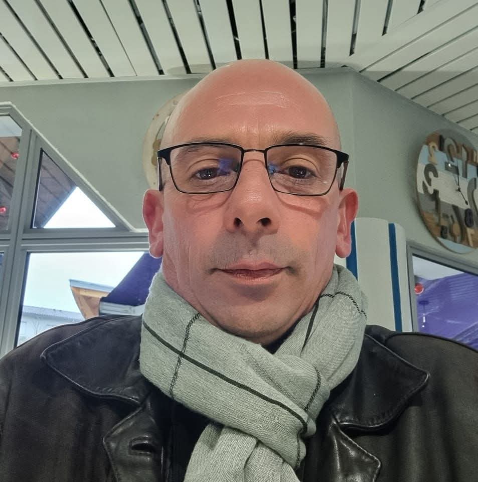 Agit - Roquemaure - Gard | Rencontre gay