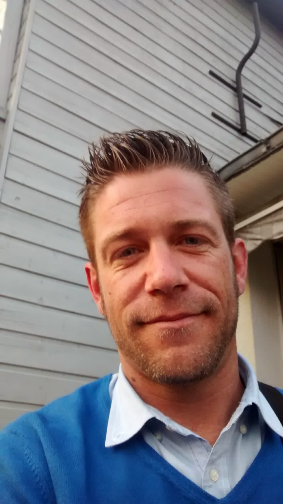 Bernie - Aynac - Lot | Rencontre gay