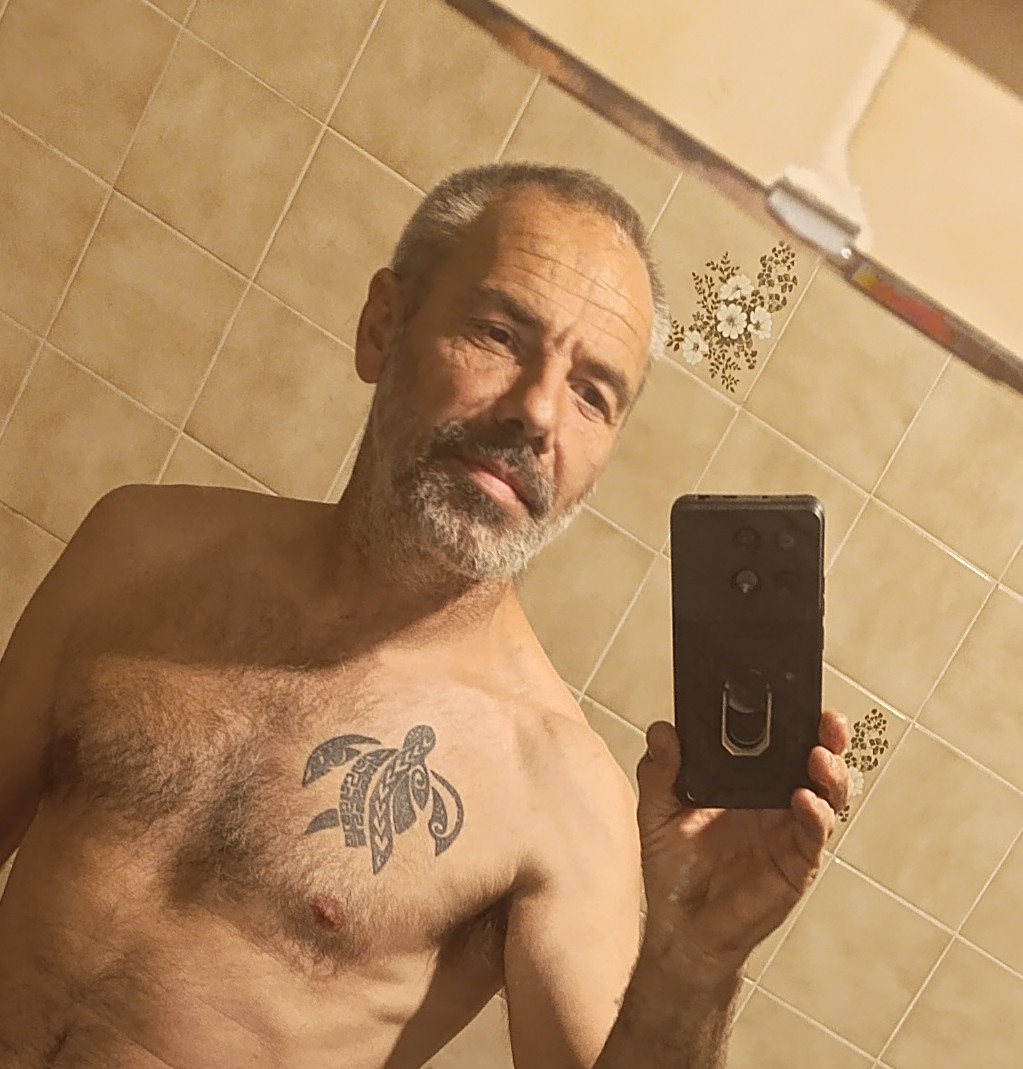 Adriano - Louit - Hautes-Pyrénées | Rencontre gay