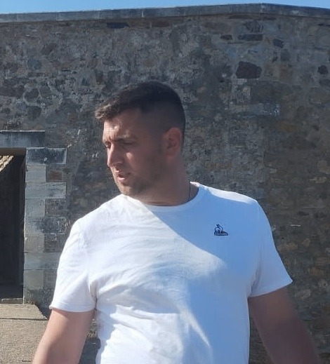 Genaro - Aubord - Gard | Rencontre gay