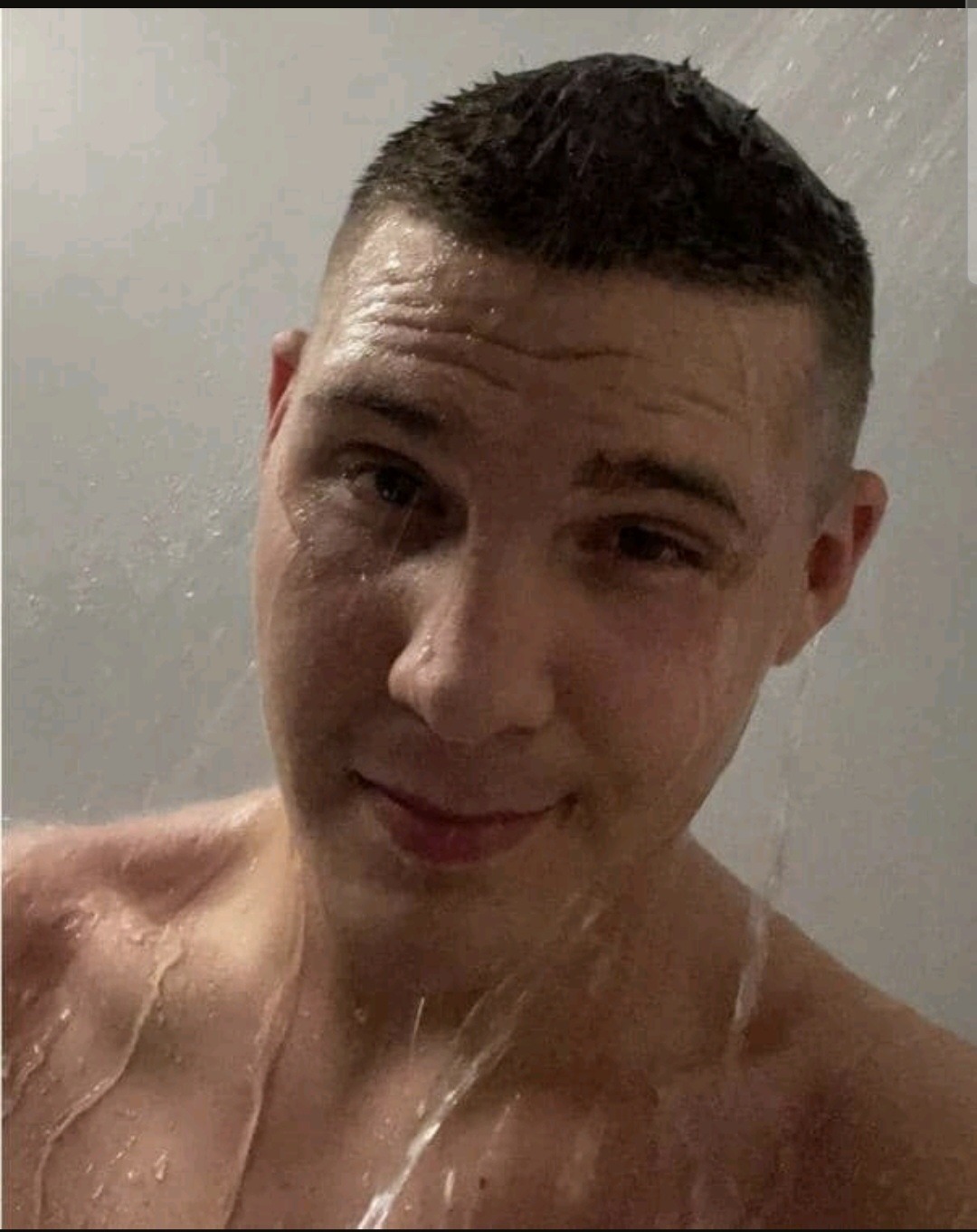 Yoshua - Corconne - Gard | Rencontre gay